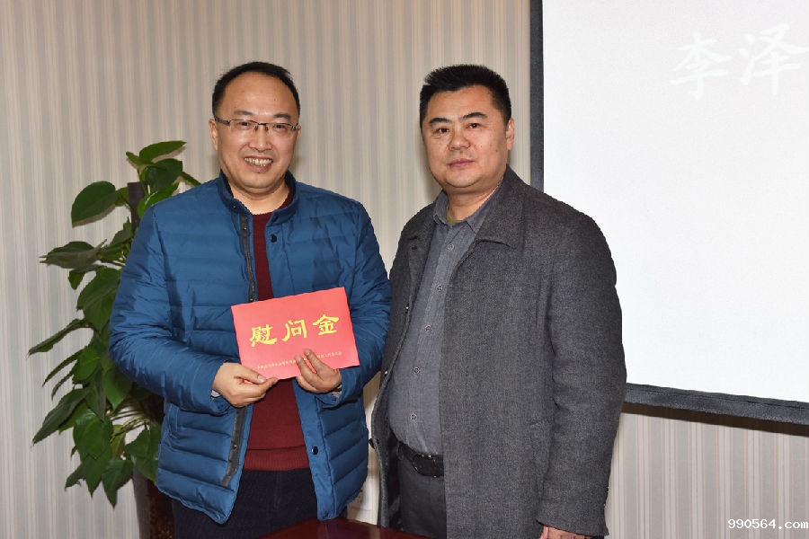 2d4d7641-8b72-422d-990e-cc89be3ef6ec.jpg 2d4d7641-8b72-422d-990e-cc89be3ef6ec.jpg