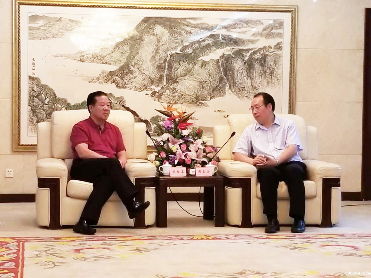 9712645.jpg 9712645.jpg