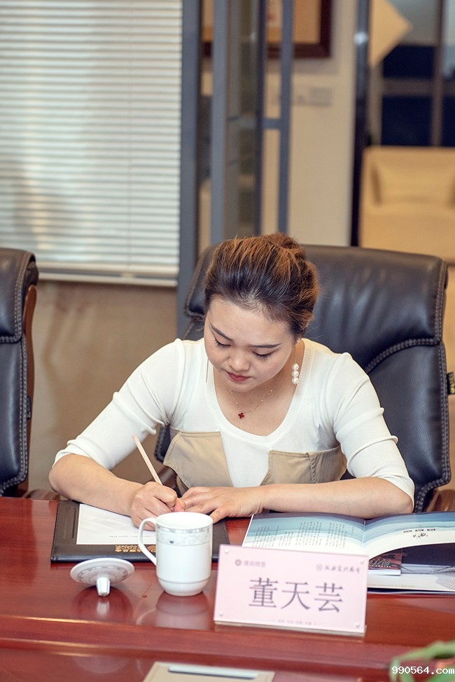 DSC_7035.jpg DSC_7035.jpg