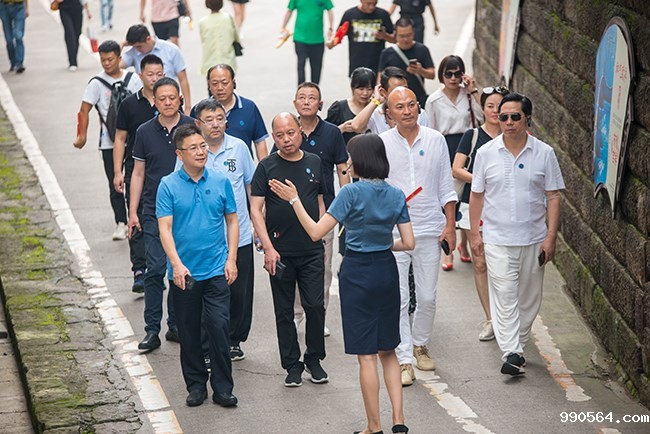 XLG_5386.jpg XLG_5386.jpg