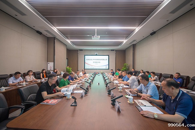 XLG_6076.jpg XLG_6076.jpg