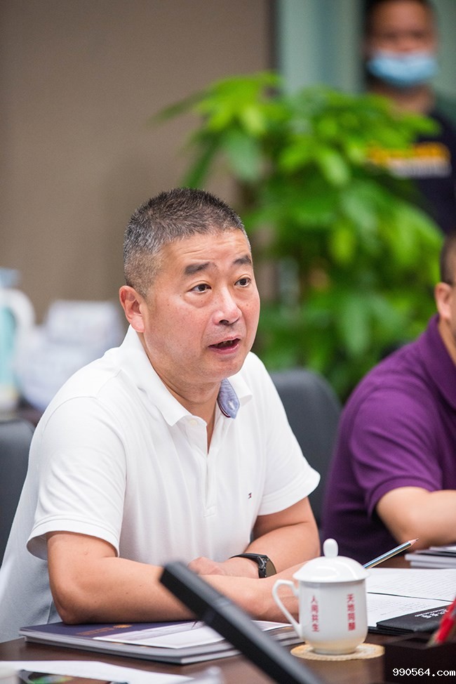 XLG_6113.jpg XLG_6113.jpg