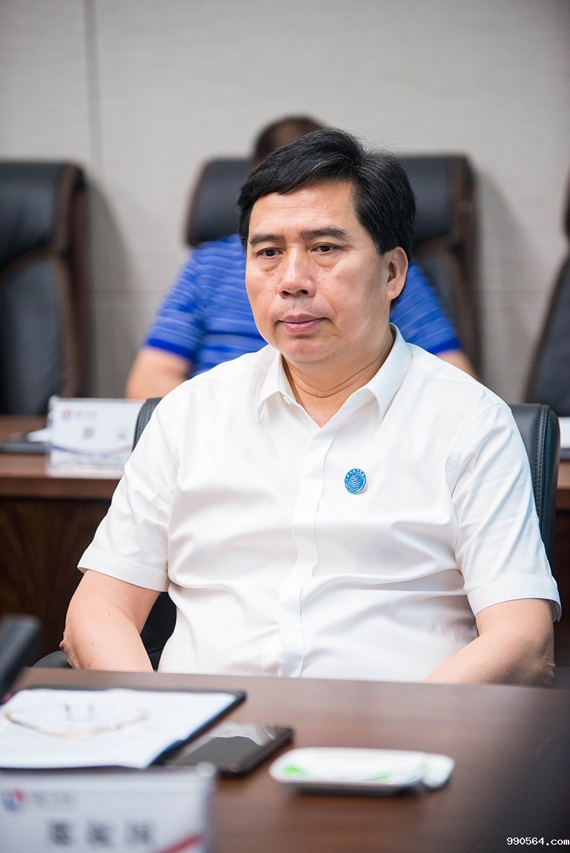 XLG_6211.jpg XLG_6211.jpg