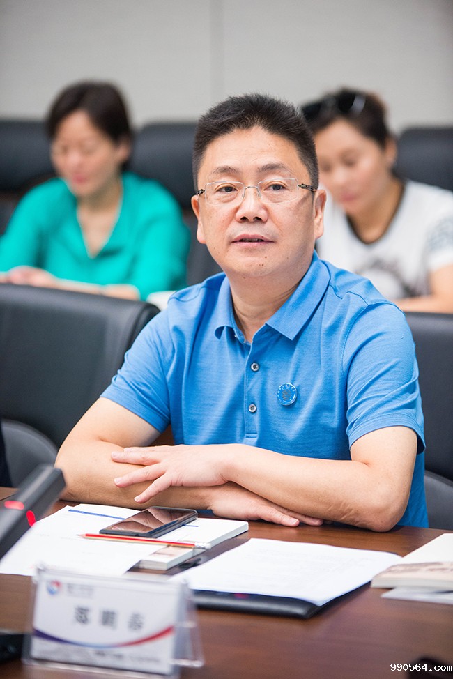 XLG_6185.jpg XLG_6185.jpg