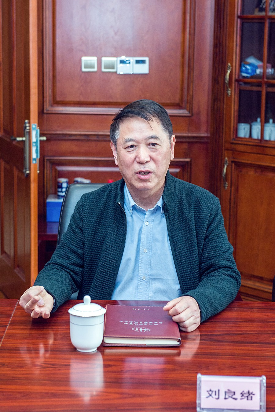 _DSC5213.jpg _DSC5213.jpg